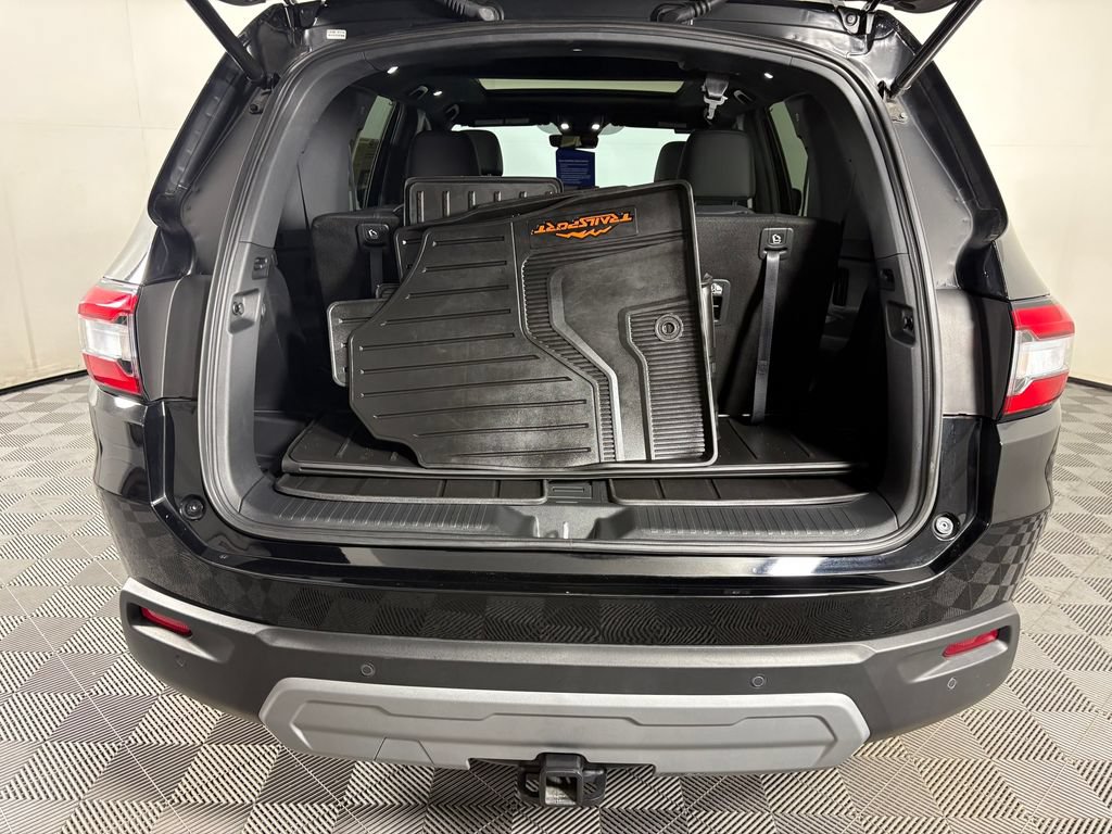 Used 2025 Honda Pilot TrailSport image 33