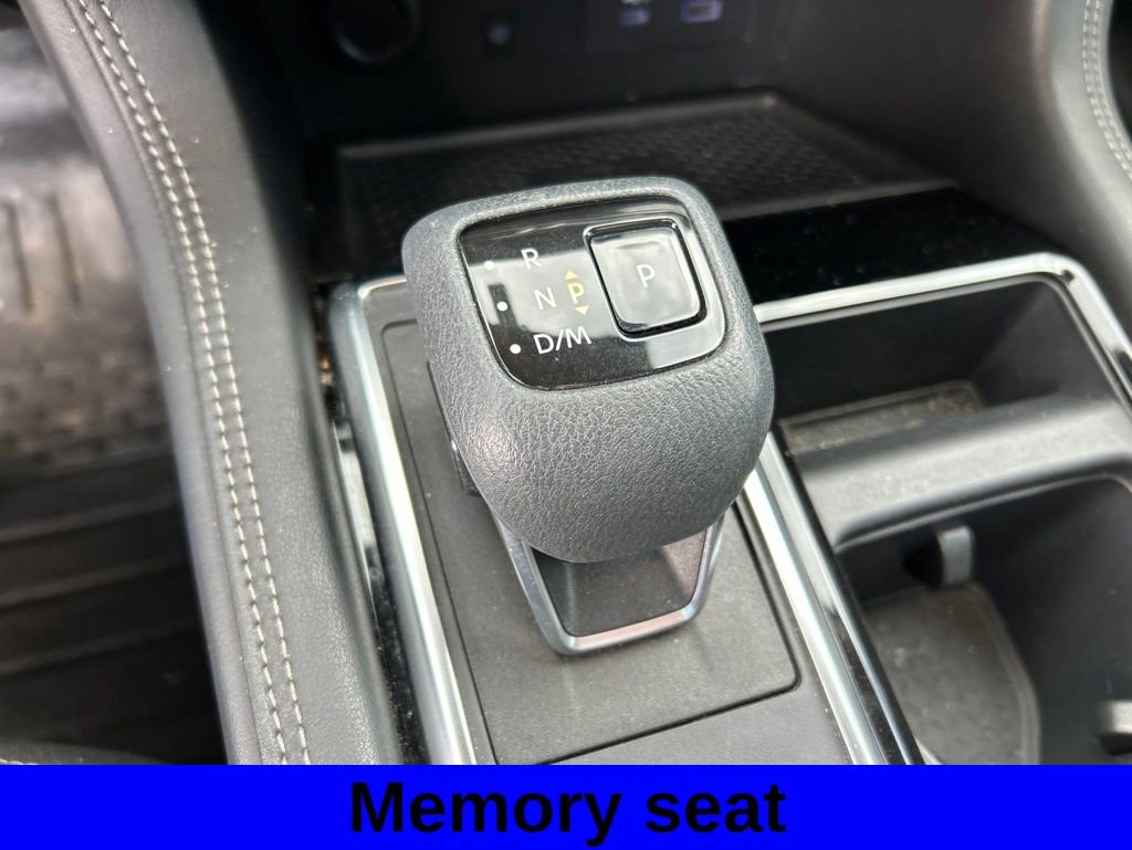 Used 2023 Nissan Pathfinder Platinum AWD/4WD image 10
