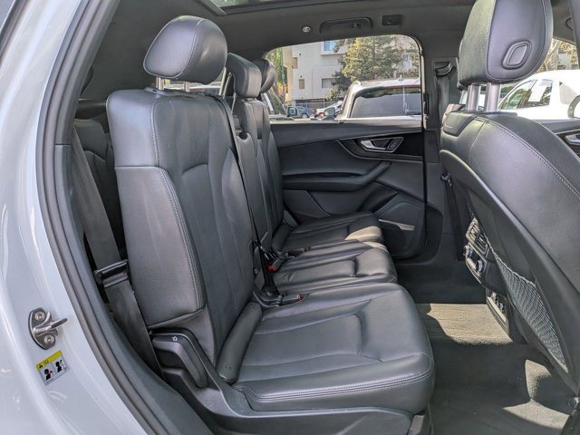 Used 2018 Audi Q7 3.0T Prestige AWD/4WD image 21