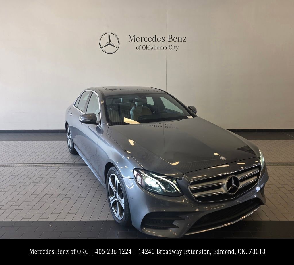 Used 2017 Mercedes-Benz E 300 4MATIC image 3