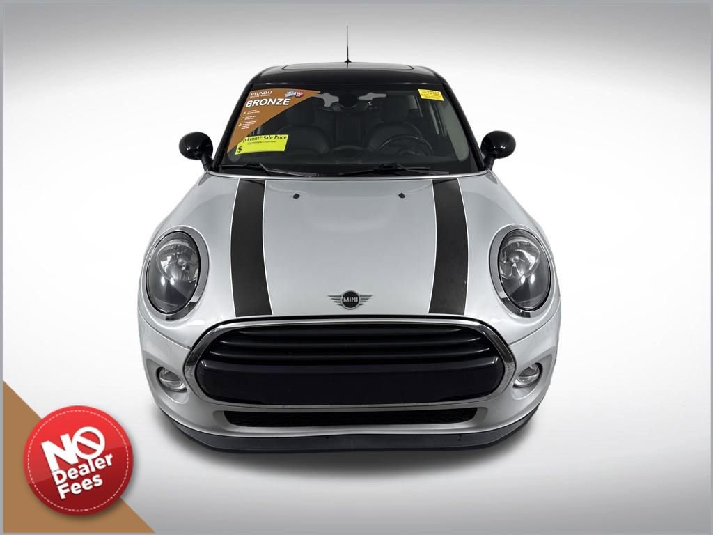 Used 2019 MINI Cooper 4-Door Hardtop image 9