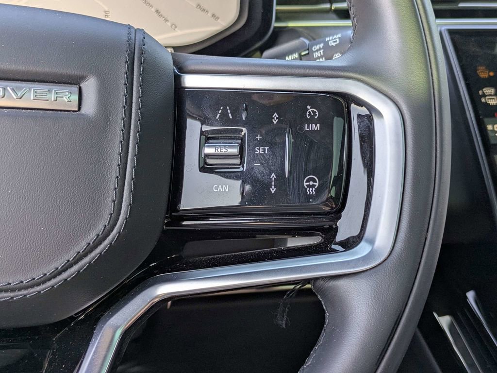 Used 2024 Land Rover Range Rover Sport SE AWD/4WD image 29