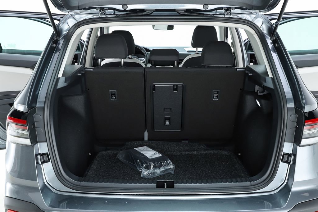 New 2026 Volkswagen Taos S image 66