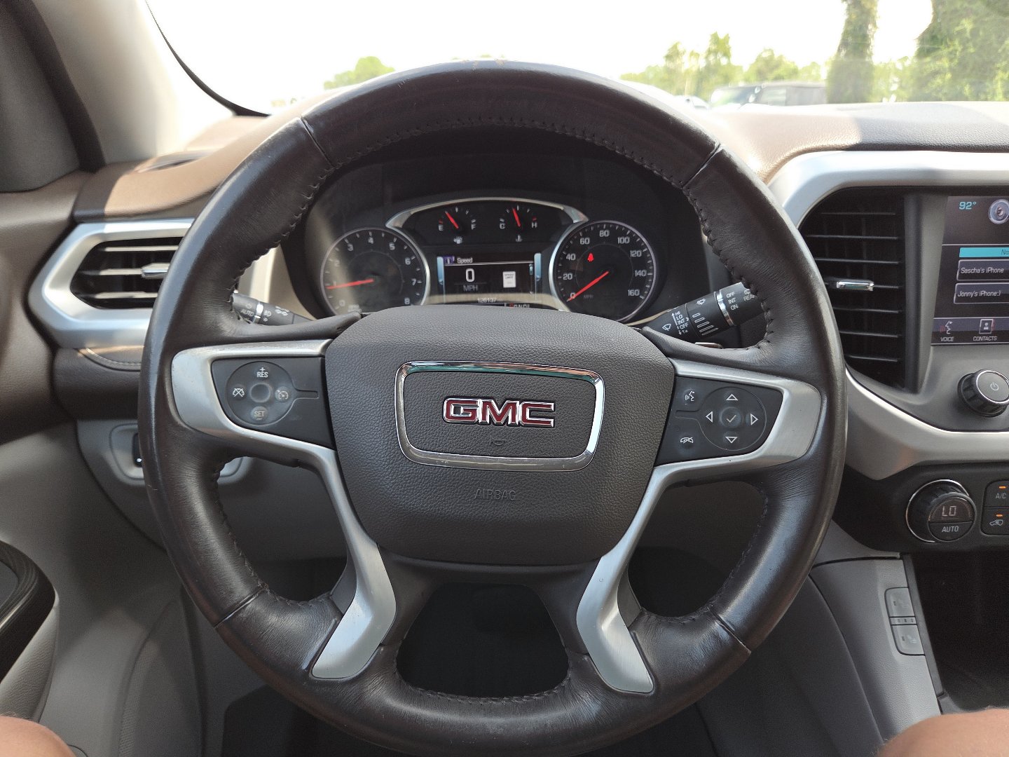 Used 2017 GMC Acadia SLT FWD image 28