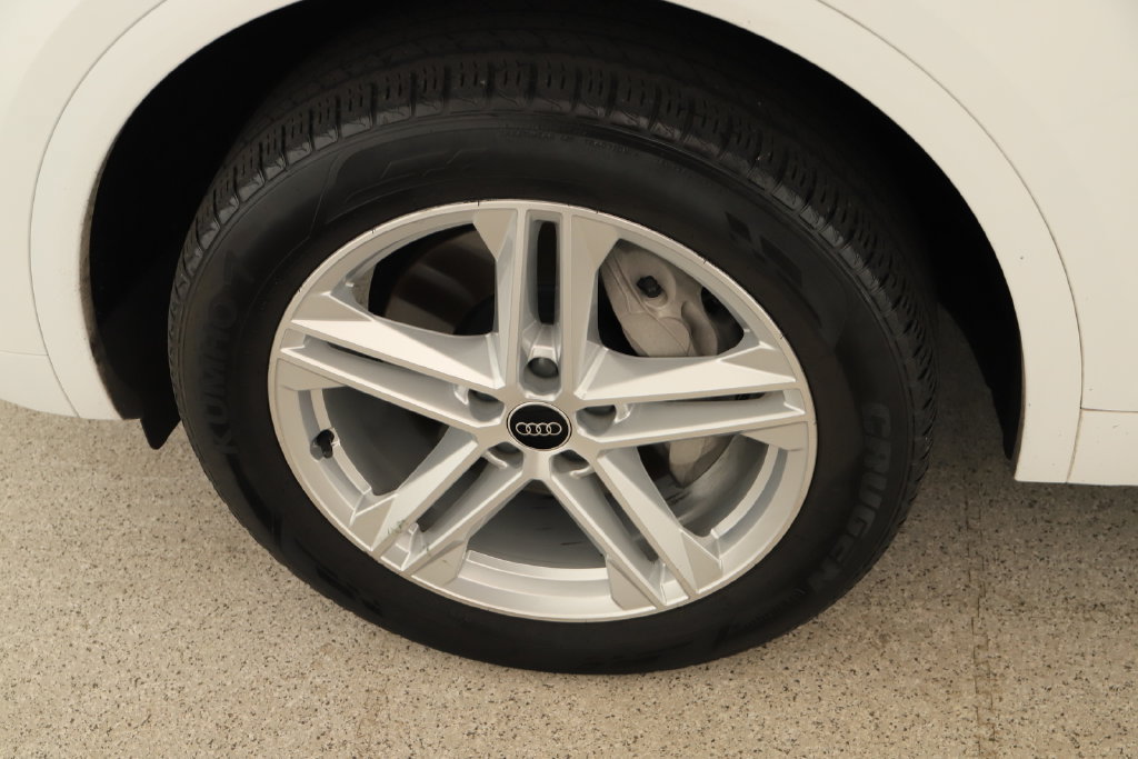Certified 2024 Audi Q5 e Premium AWD/4WD image 31