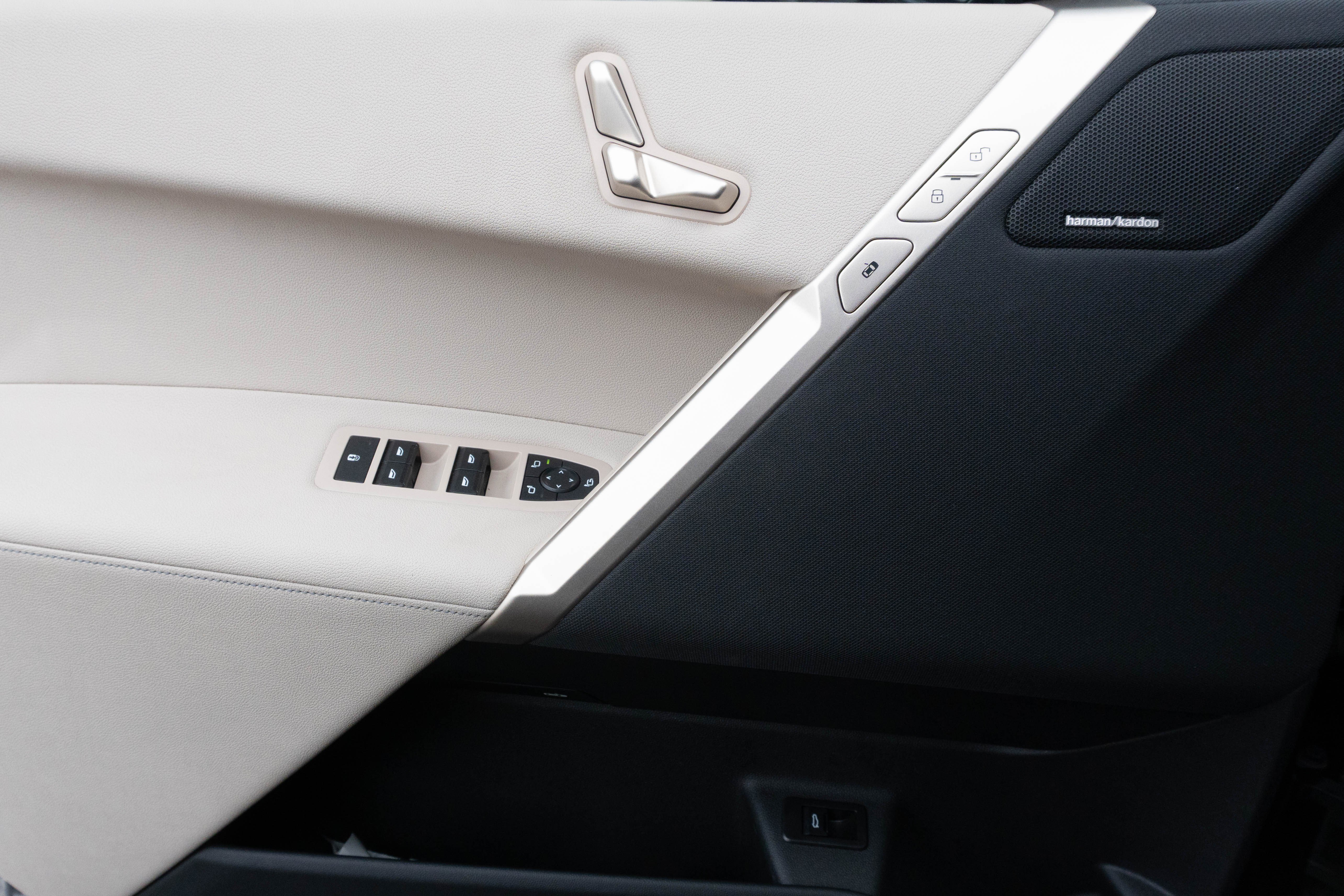 Certified 2024 BMW iX xDrive50 w/ Sport Package image 29