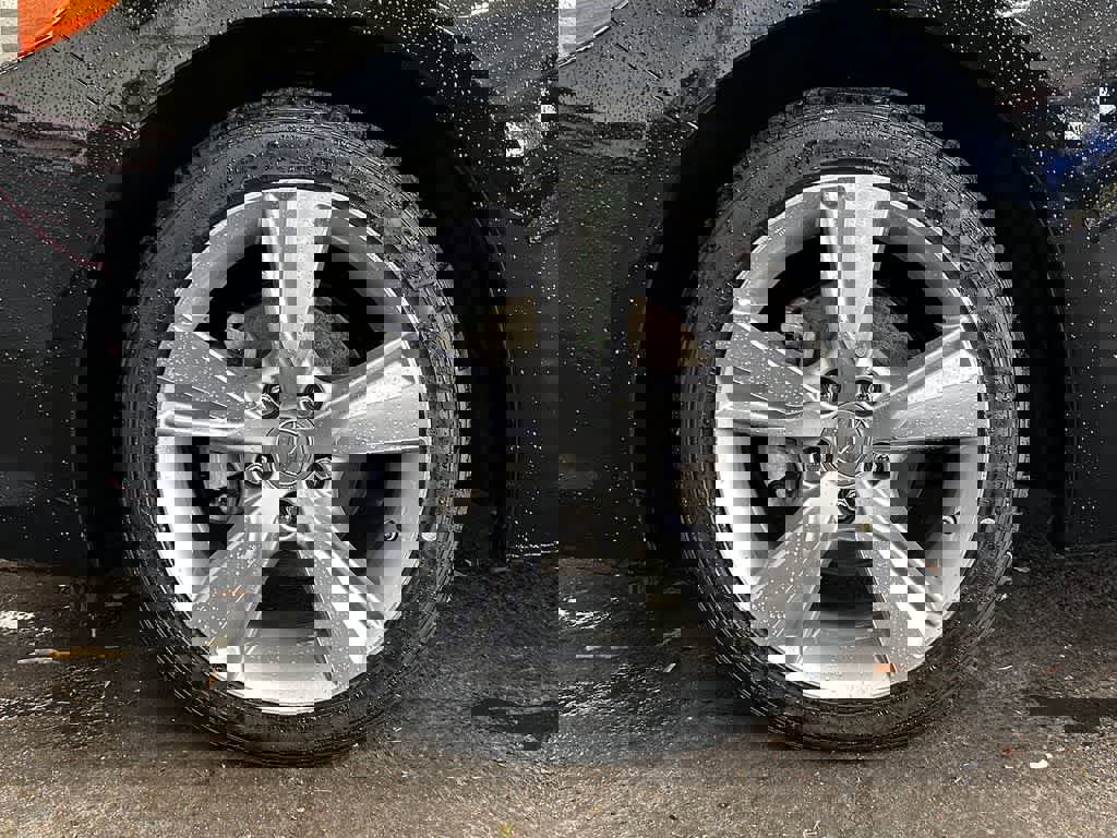 Used 2015 Acura ILX w/ Technology Package FWD image 8