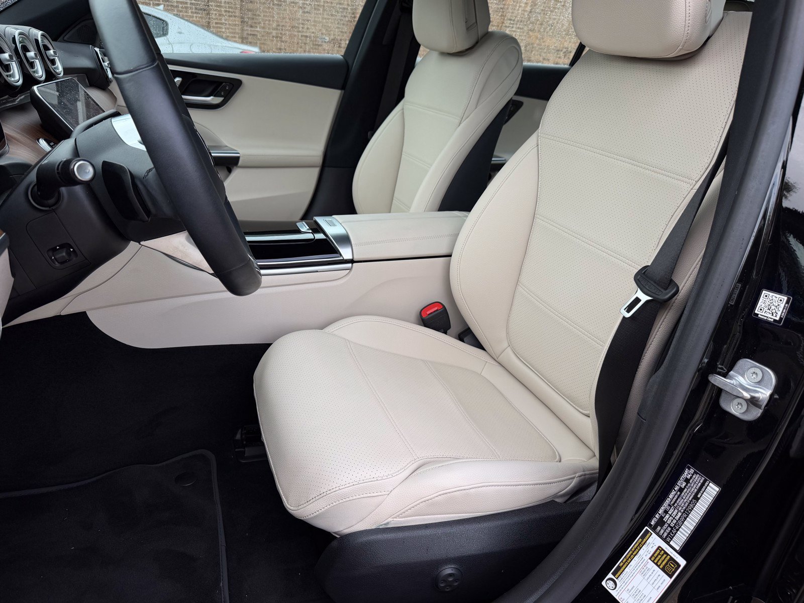 Certified 2023 Mercedes-Benz C 300 Sedan image 9
