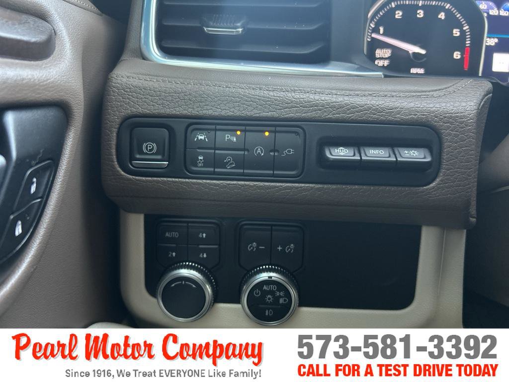 Certified 2021 GMC Yukon Denali w/ Denali Premium Package AWD/4WD image 17