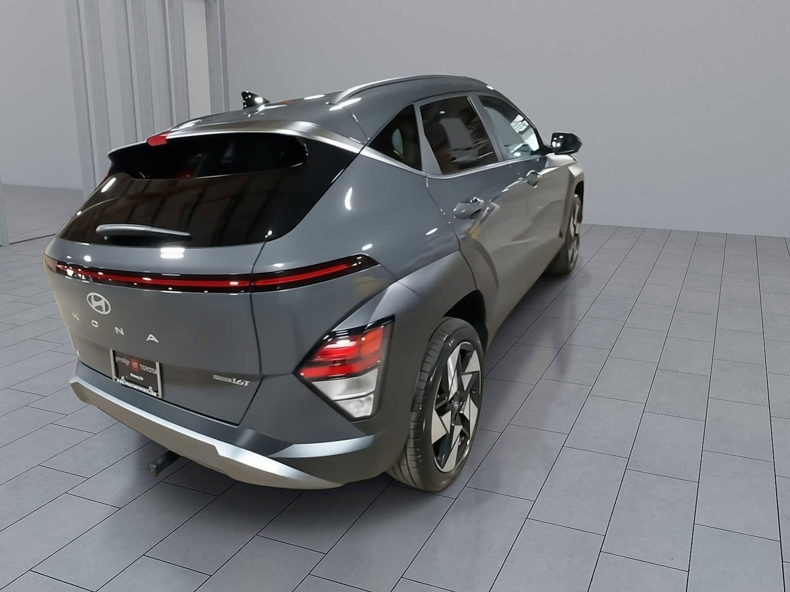 Used 2026 Hyundai Kona Limited image 8