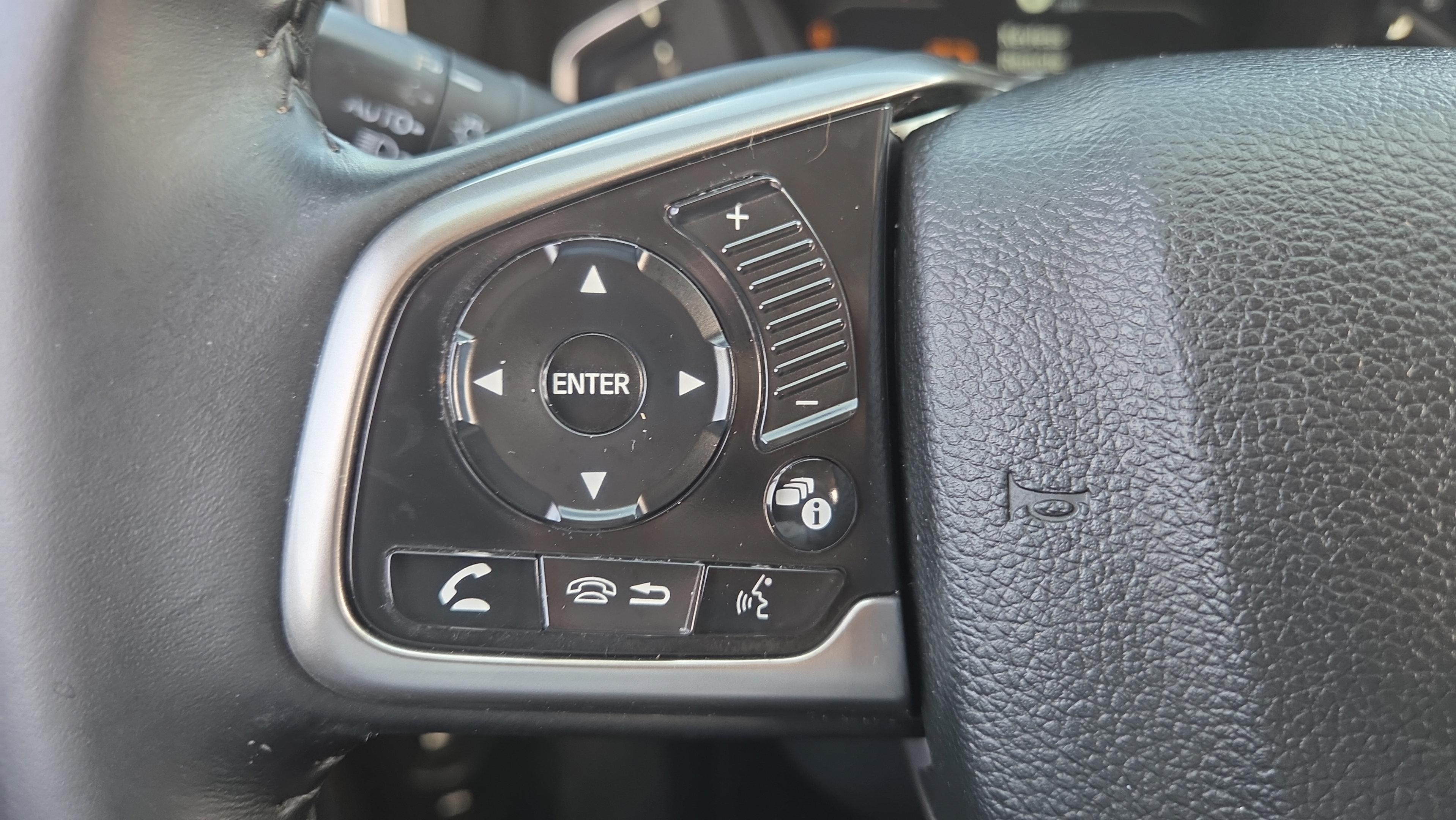 Used 2017 Honda CR-V EX-L image 23