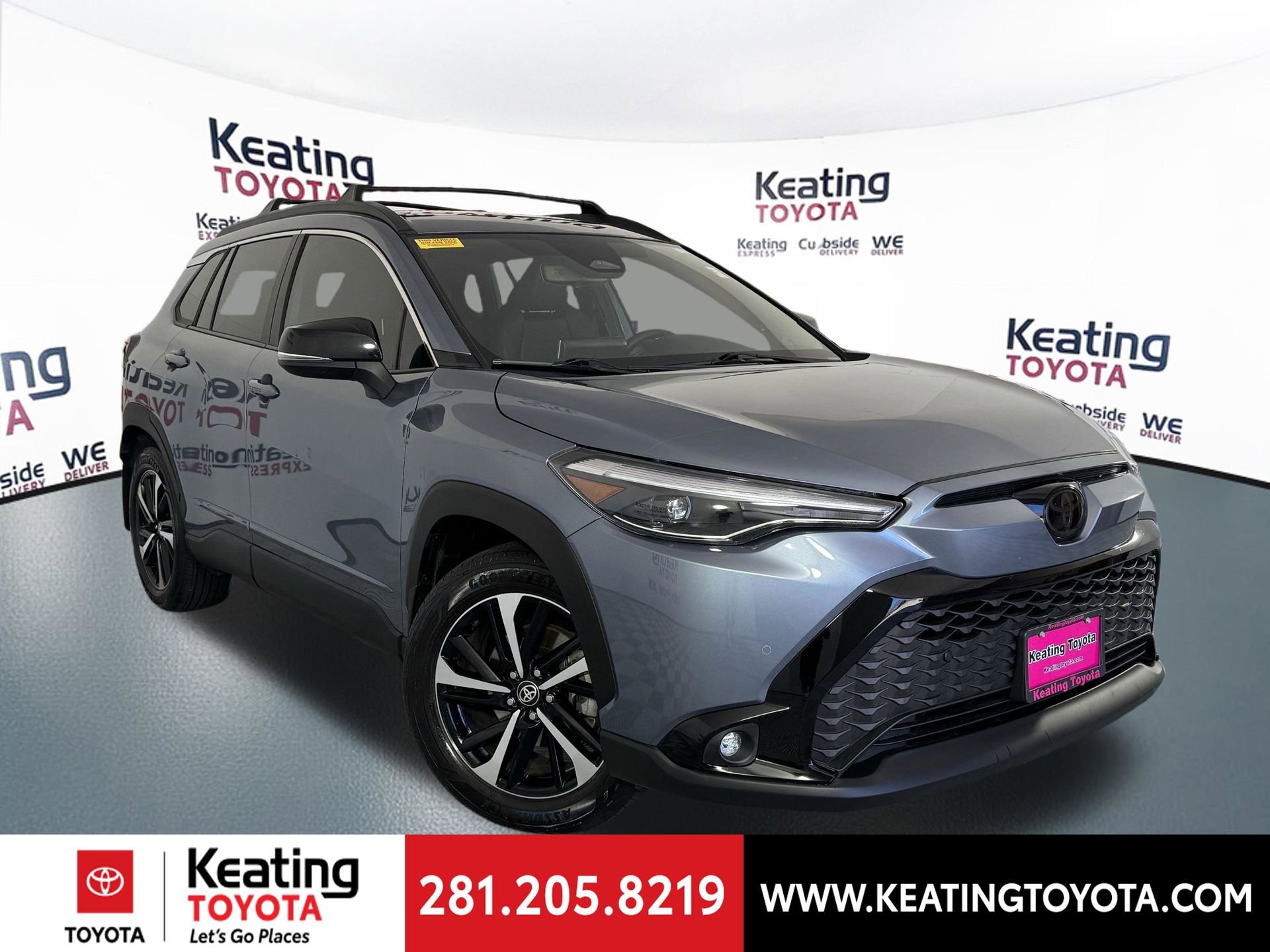 Used 2025 Toyota Corolla Cross AWD Hybrid w/ Convenience Package image 2