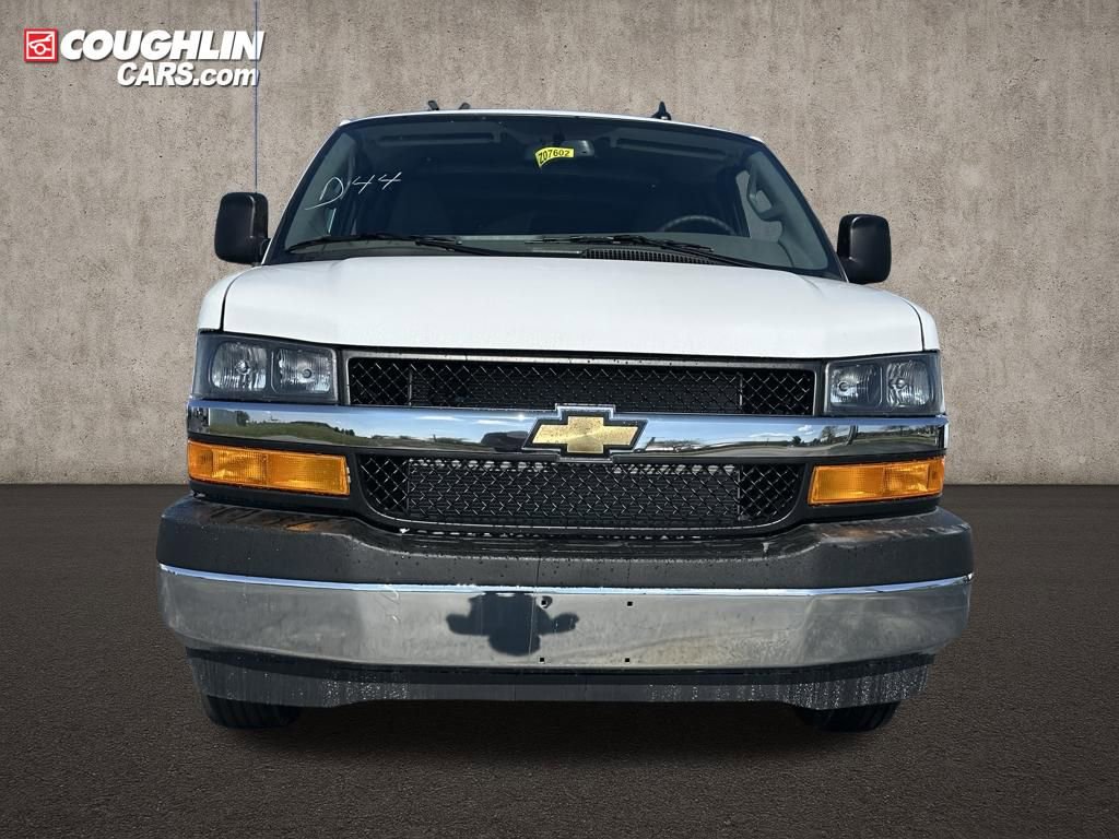 New 2025 Chevrolet Express 3500 Extended w/ Driver Convenience Package image 2