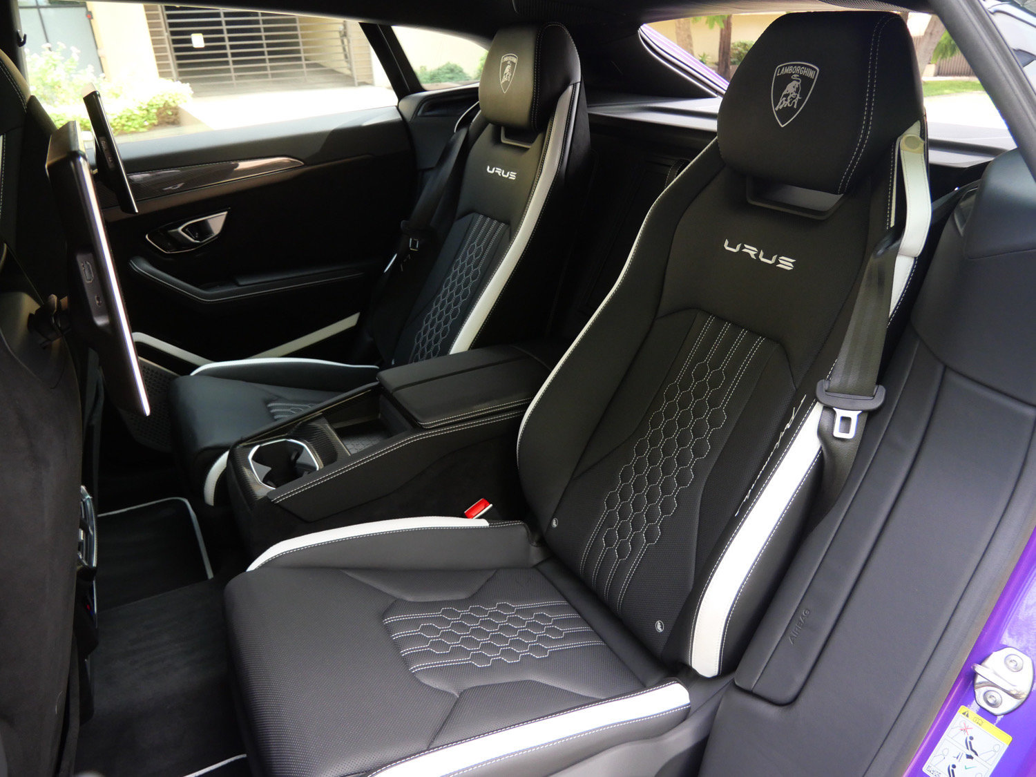Used 2024 Lamborghini Urus Performante AWD/4WD image 6