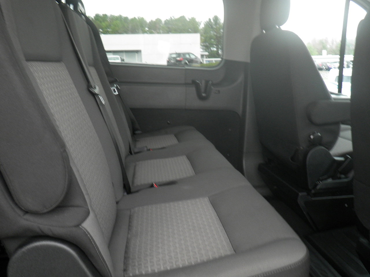 Used 2023 Ford Transit 350 XLT image 24