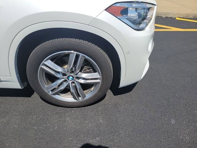 Used 2019 BMW X1 xDrive28i w/ M Sport Package AWD/4WD image 12