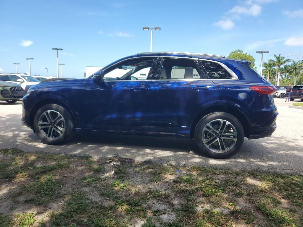 Certified 2025 Audi Q5 Premium w/ Premium Plus AWD/4WD image 7