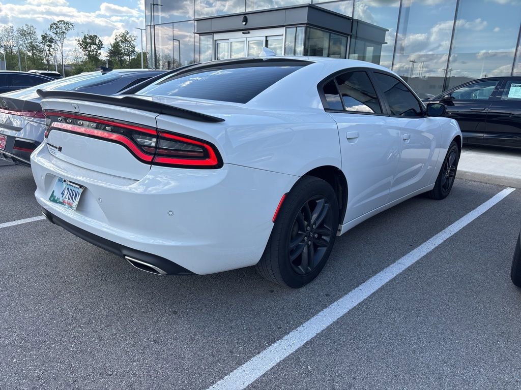 Used 2019 Dodge Charger SXT w/ Blacktop Package AWD/4WD image 11