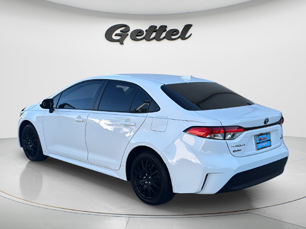 Used 2023 Toyota Corolla LE FWD image 7