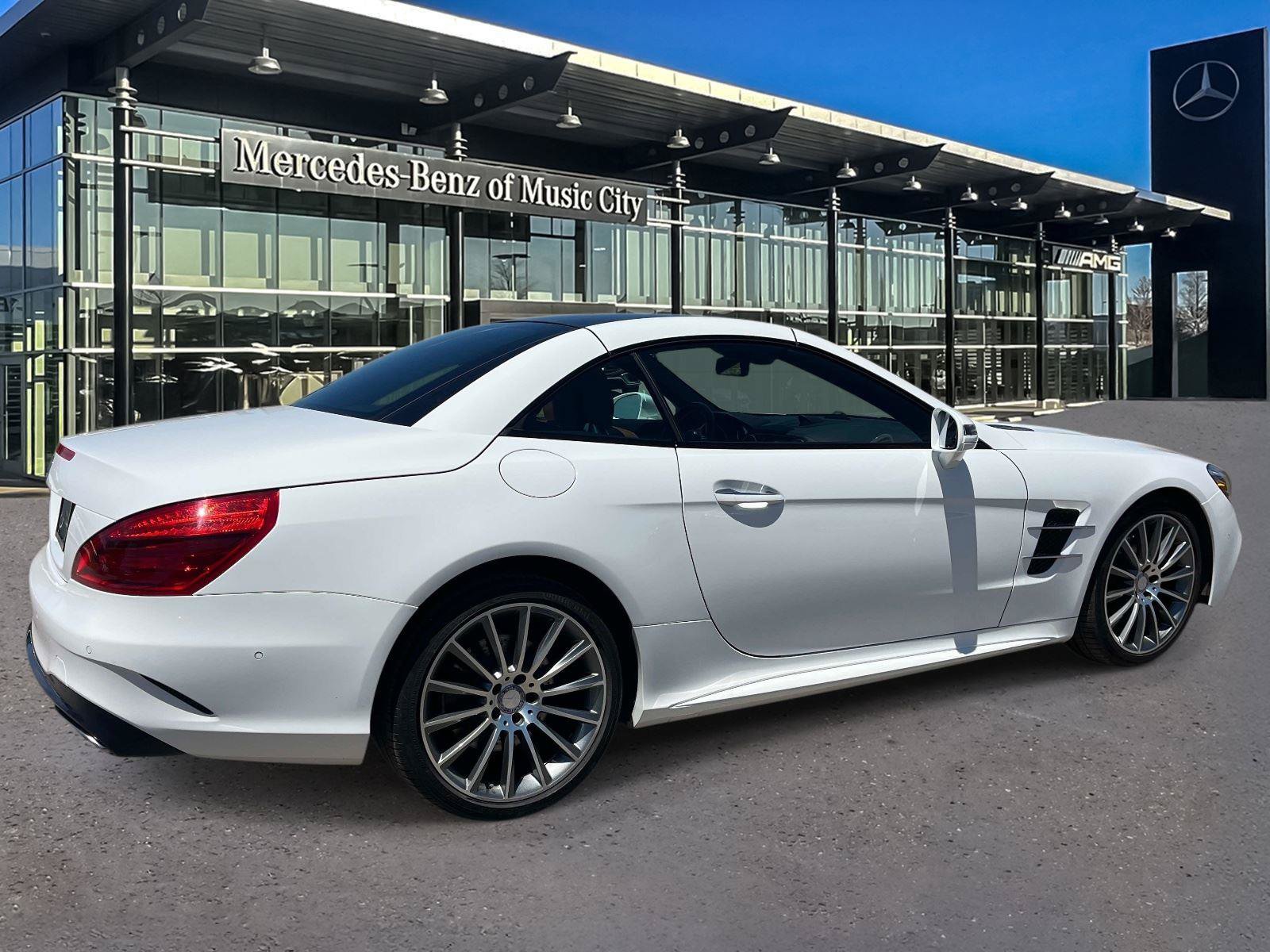 Used 2017 Mercedes-Benz SL 450 image 3