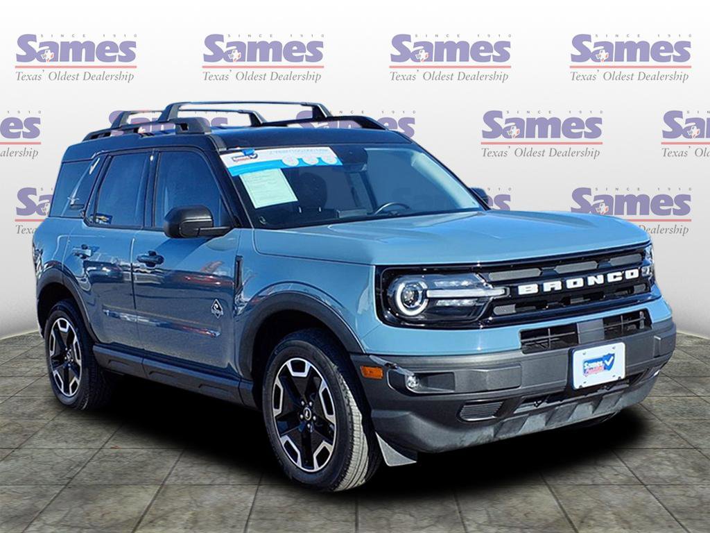 Used 2023 Ford Bronco Sport Outer Banks w/ Tech Package image 1
