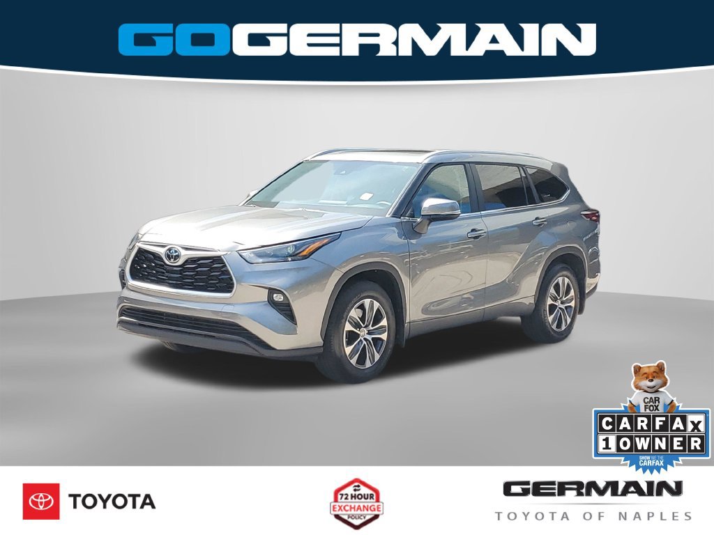 Used 2025 Toyota Highlander XLE FWD image 1