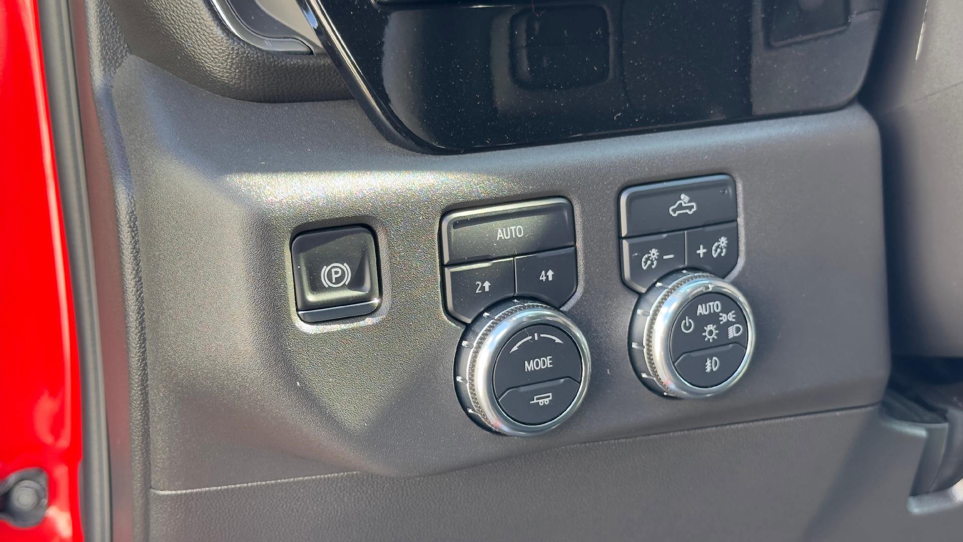Used 2025 GMC Sierra 1500 Elevation AWD/4WD image 15