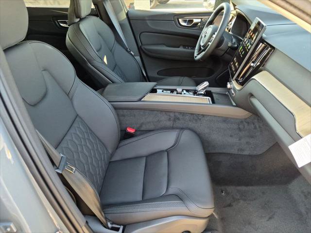 New 2026 Volvo XC60 T8 Plus w/ Climate Package PRO AWD/4WD image 14