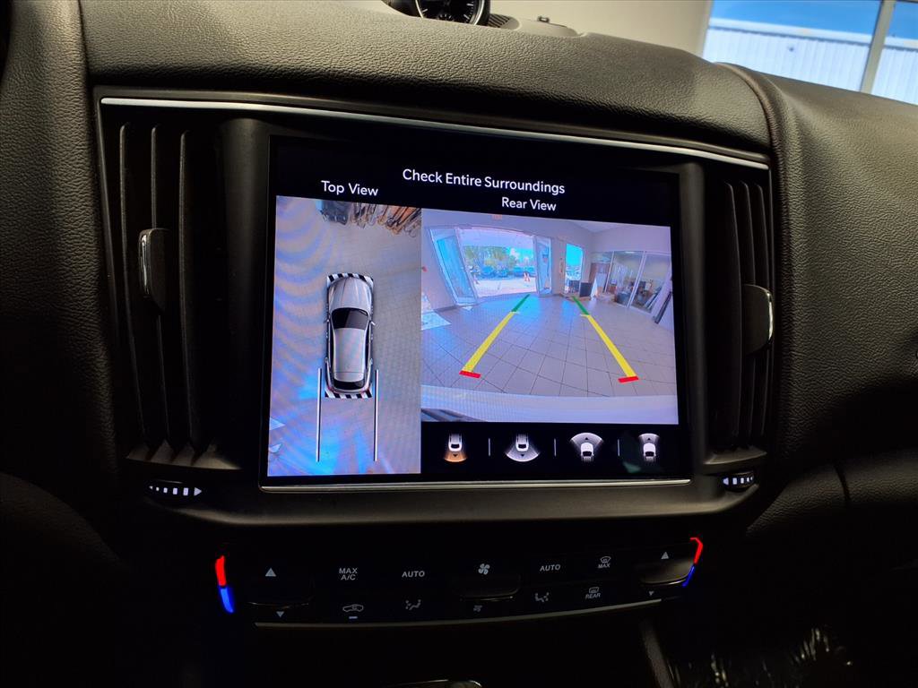 Used 2023 Maserati Levante Modena image 26