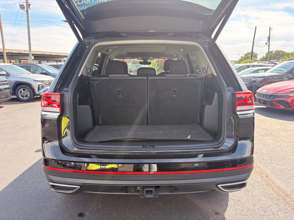 Used 2025 Volkswagen Atlas SEL AWD/4WD image 7