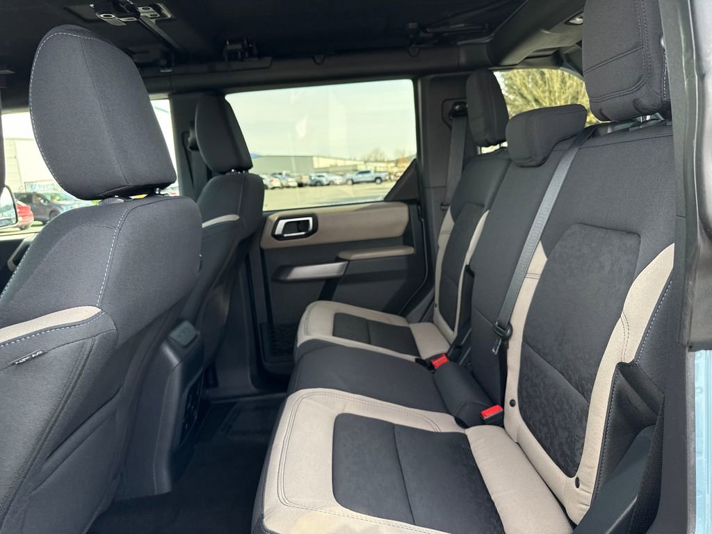 Used 2022 Ford Bronco Wildtrak image 29