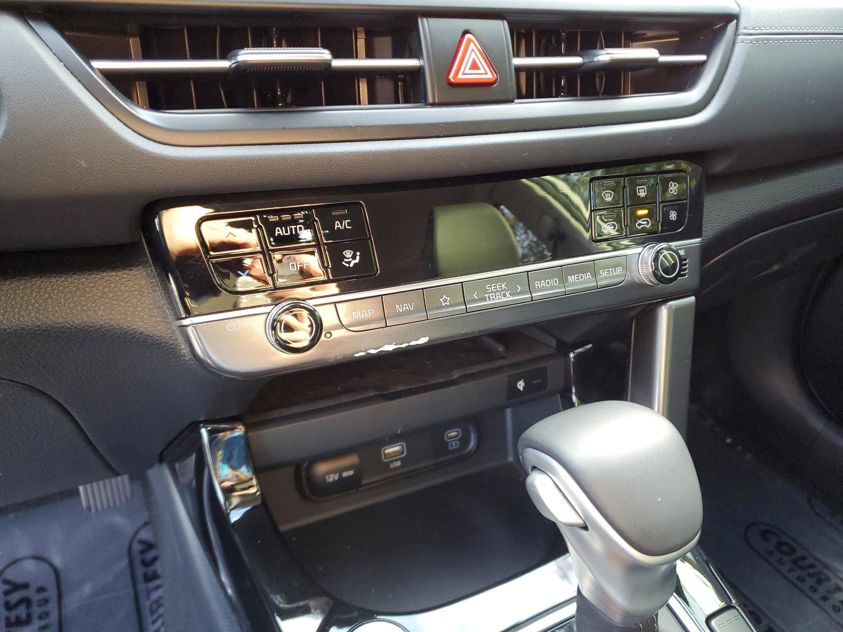 Certified 2025 Kia Seltos EX w/ EX Sunroof Package image 23