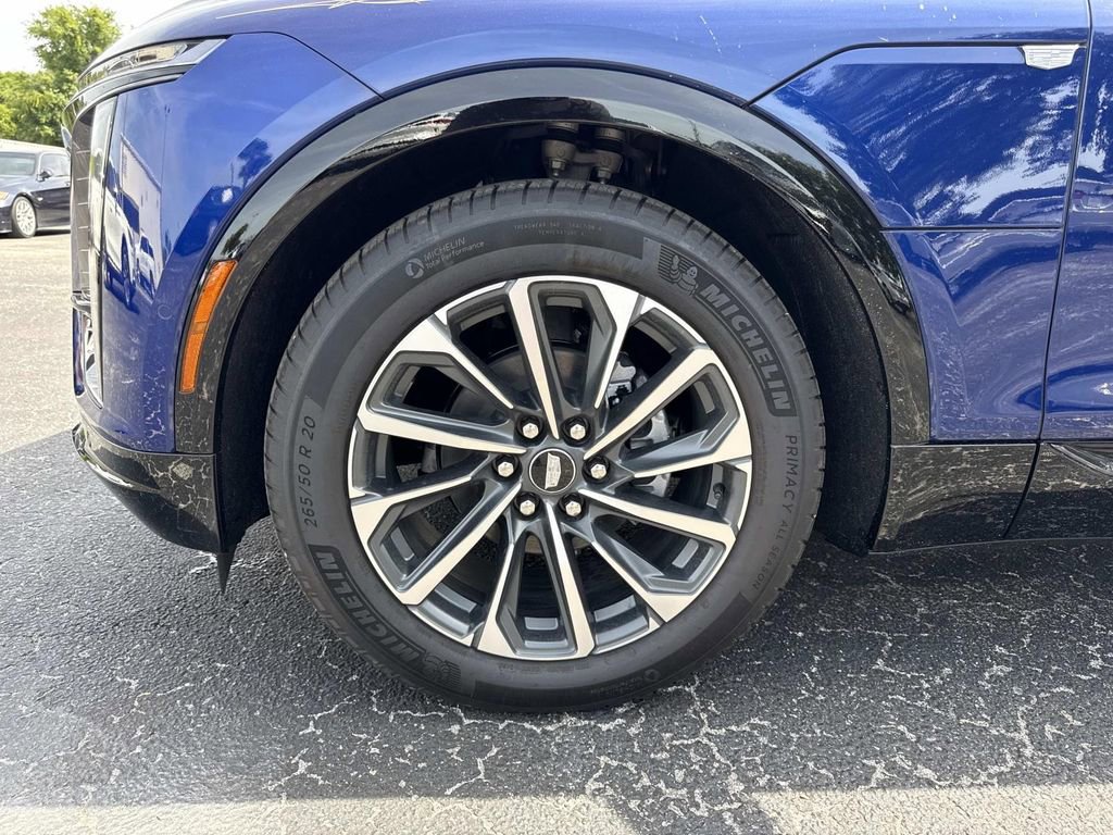 New 2026 Cadillac Lyriq Sport RWD image 10