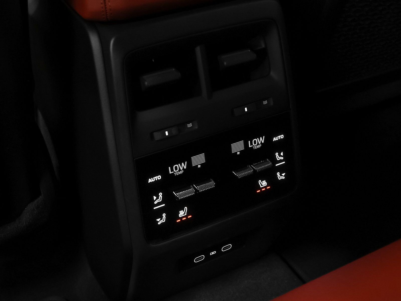 New 2025 Porsche Macan 4S Electric image 52