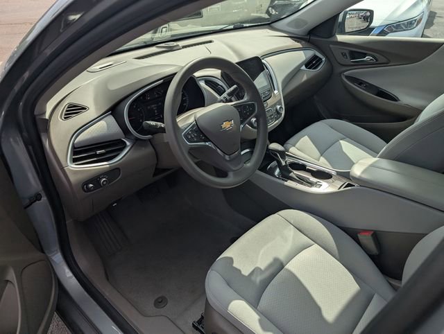 Used 2023 Chevrolet Malibu LT FWD image 12