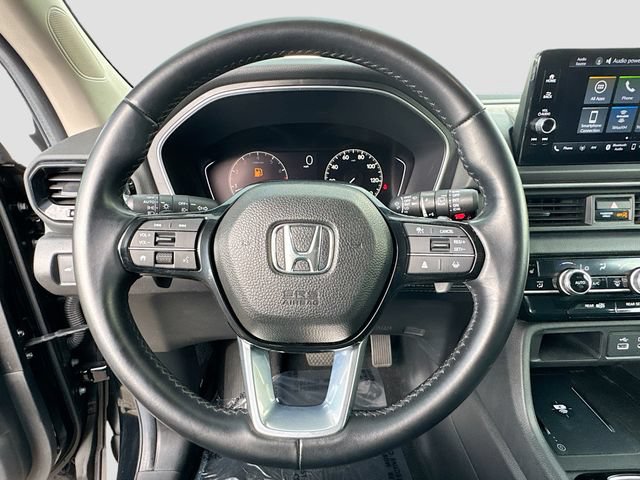 Used 2025 Honda Pilot EX-L image 14