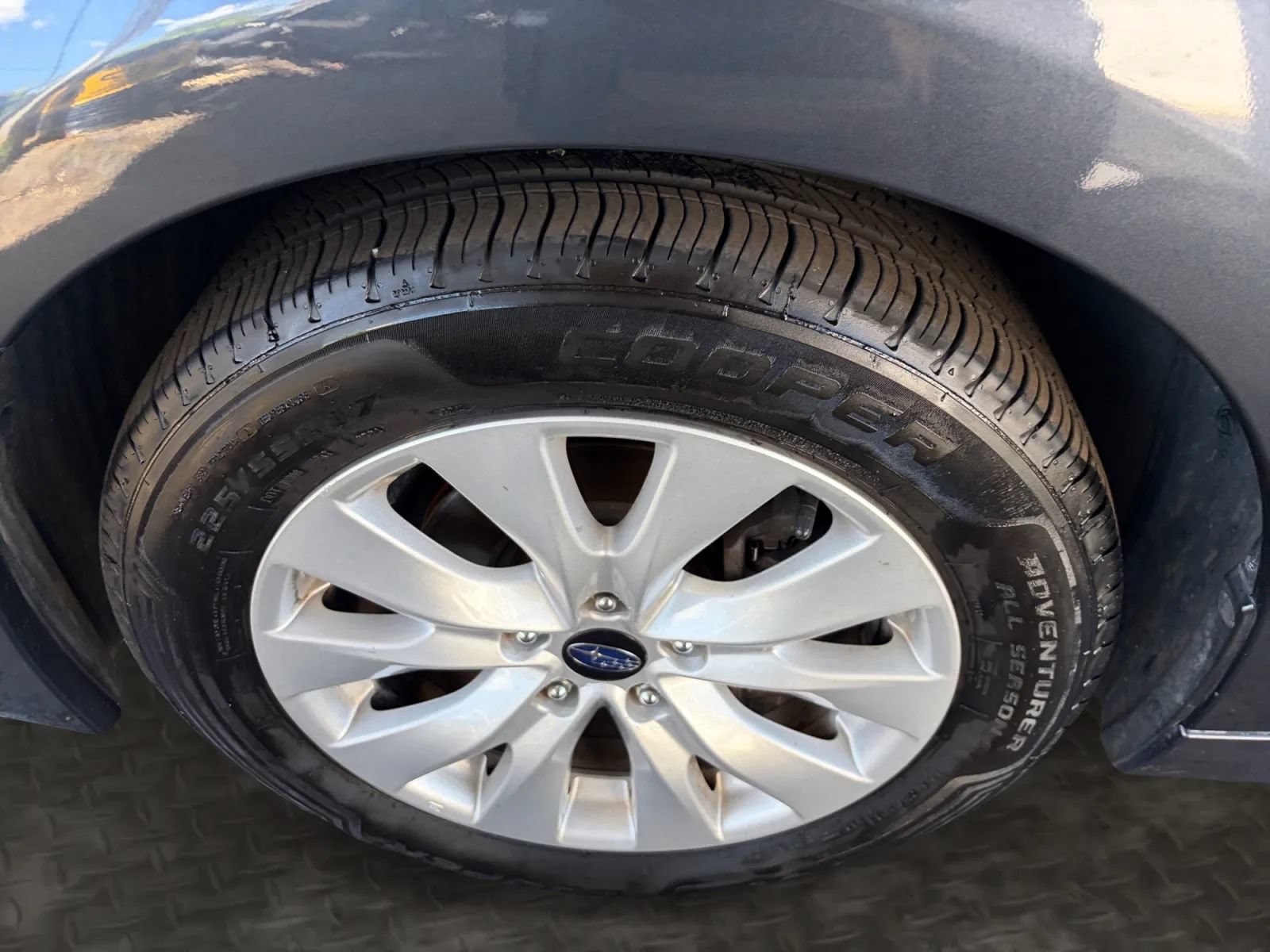 Used 2017 Subaru Legacy 2.5i w/ Alloy Wheel Package AWD/4WD image 32