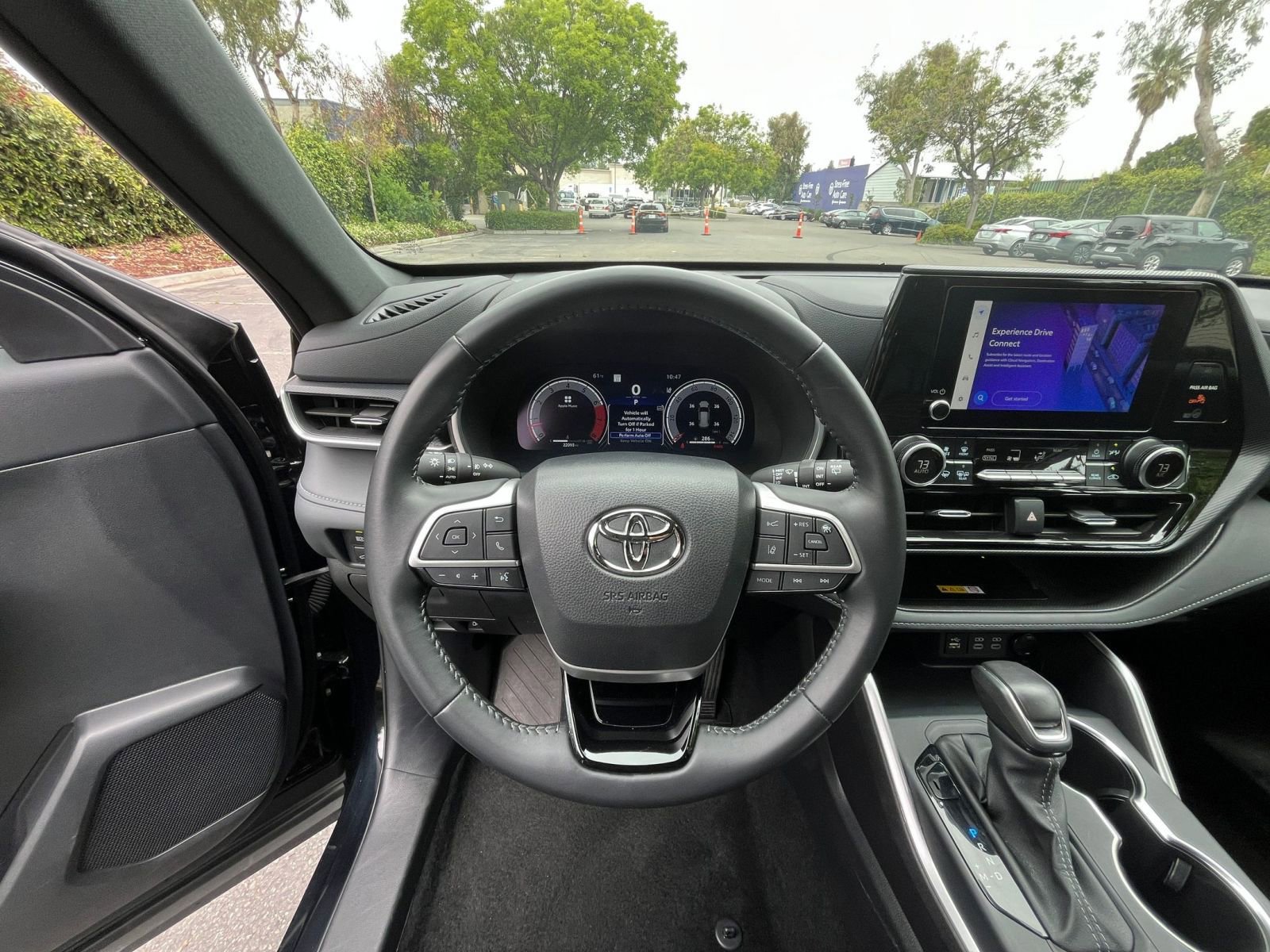 Used 2025 Toyota Highlander XSE AWD/4WD image 37