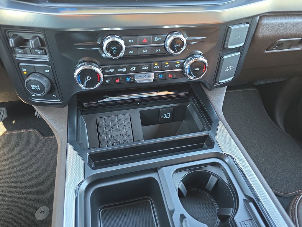 New 2026 Ford F350 King Ranch w/ Chrome Package image 25