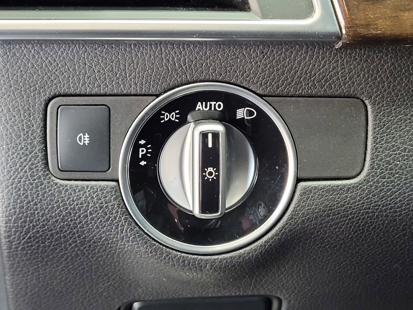 Used 2014 Mercedes-Benz ML 350 4MATIC image 8