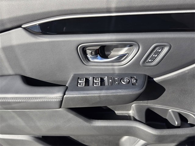 Used 2023 Honda Pilot Touring image 29