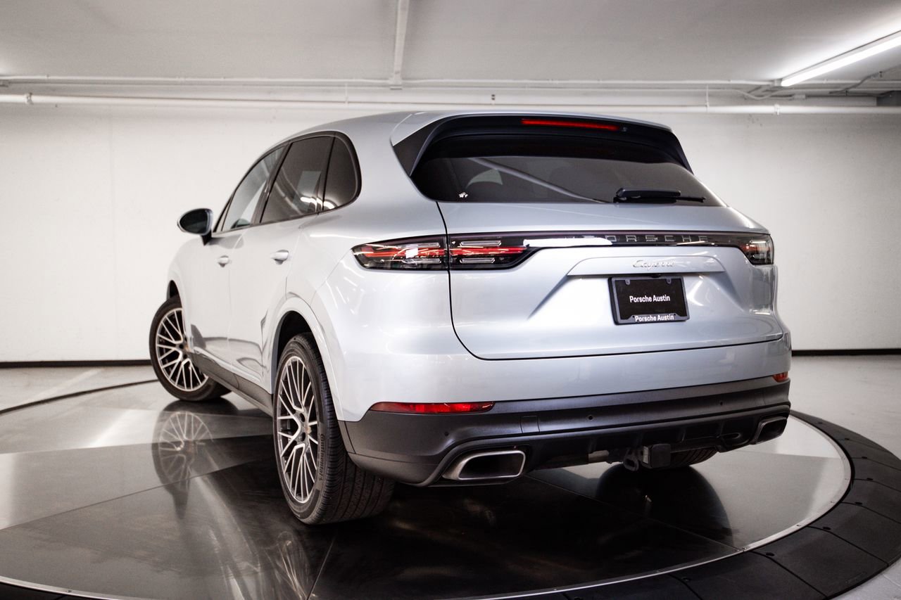 Certified 2023 Porsche Cayenne AWD/4WD image 3