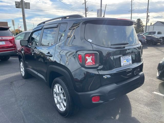 Used 2021 Jeep Renegade Latitude w/ Sun & Sound Group image 5
