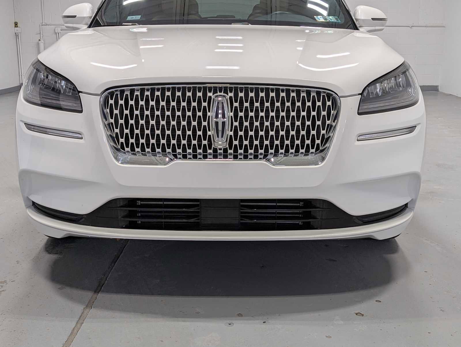 Certified 2022 Lincoln Corsair Reserve image 2