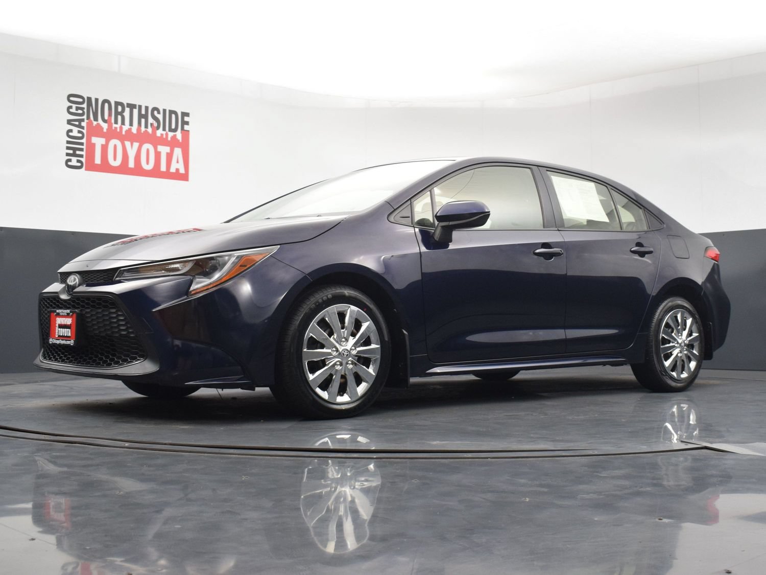 Used 2020 Toyota Corolla LE FWD image 30