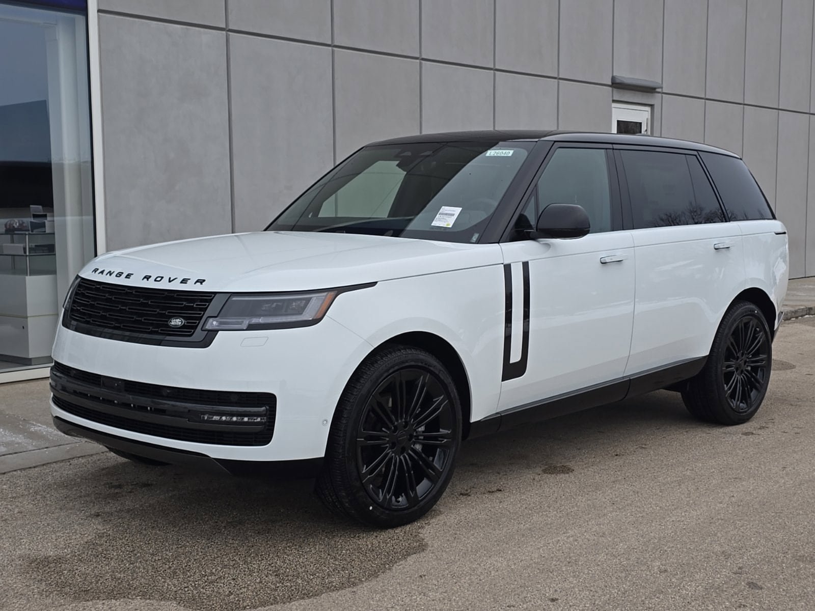 New 2026 Land Rover Range Rover Long Wheelbase SE