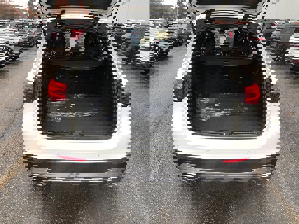 New 2025 Mercedes-Benz GLC 300 4MATIC image 36