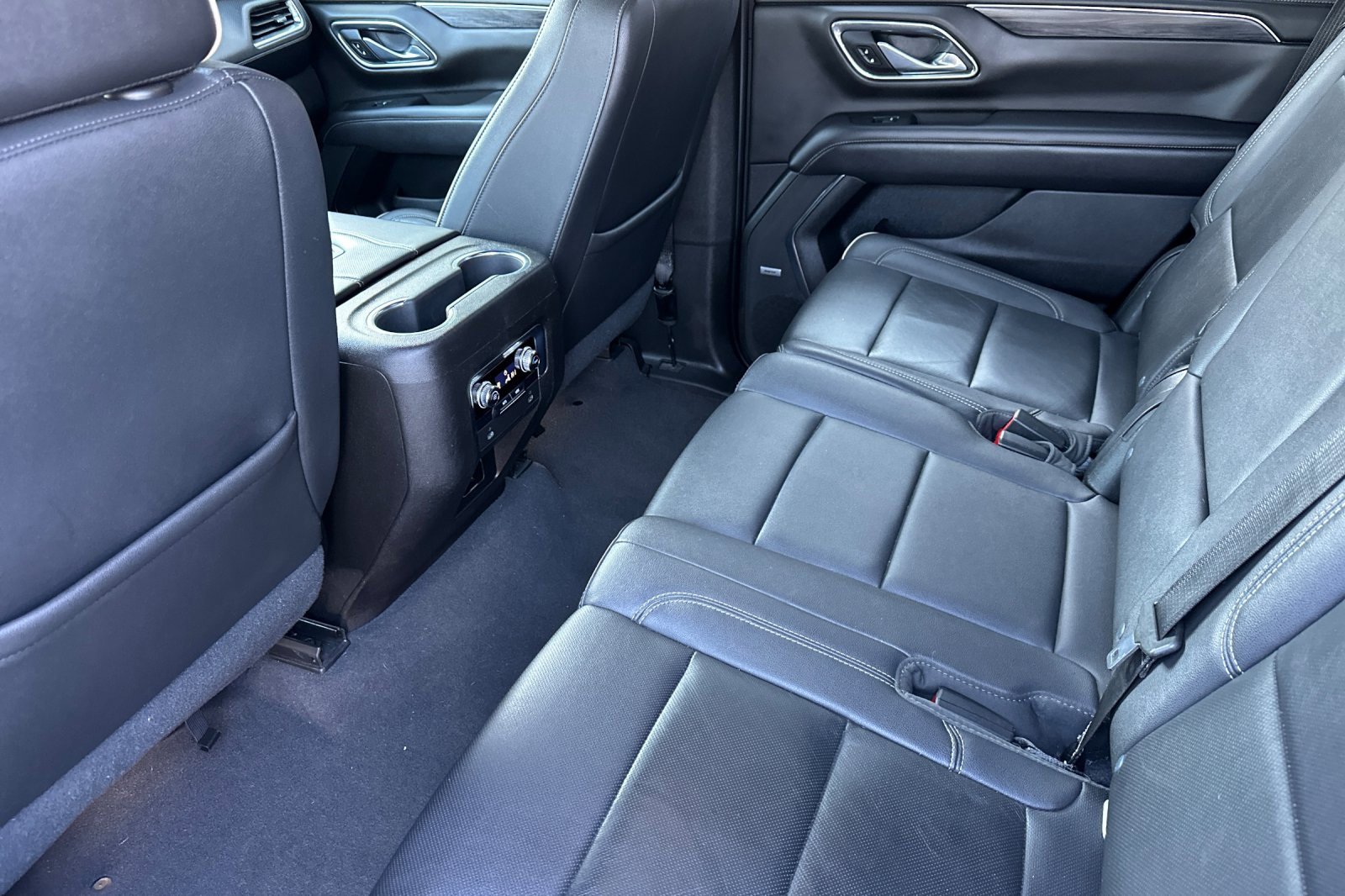 Used 2021 GMC Yukon SLT image 15