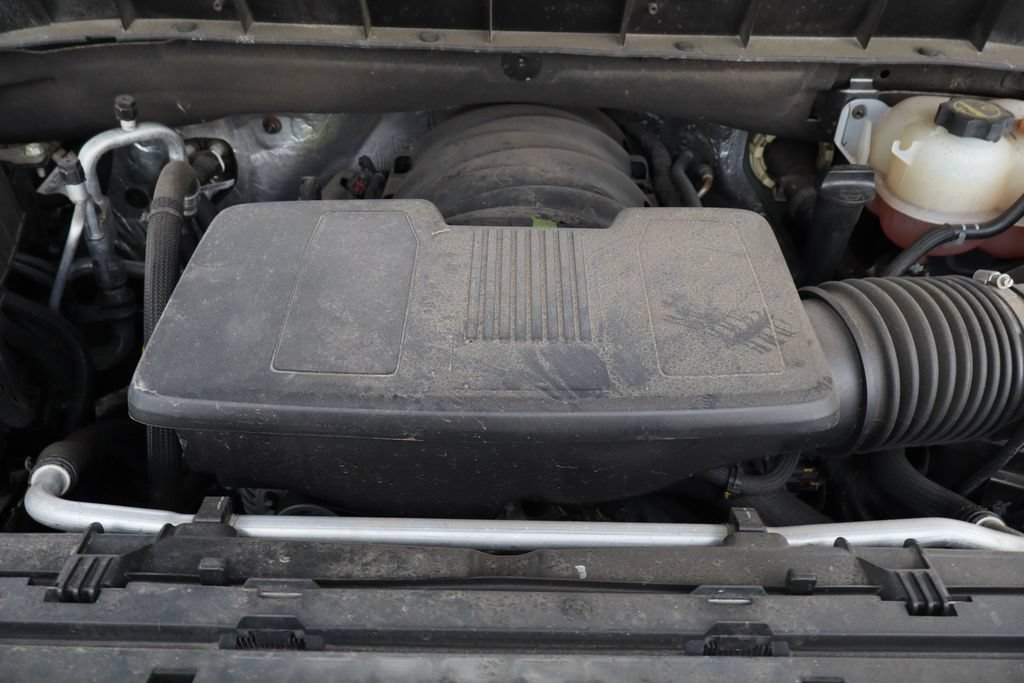 Used 2025 Chevrolet Silverado 1500 LT AWD/4WD image 28