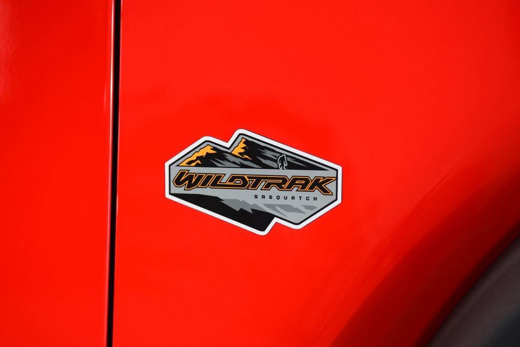 Used 2023 Ford Bronco Wildtrak AWD/4WD image 13